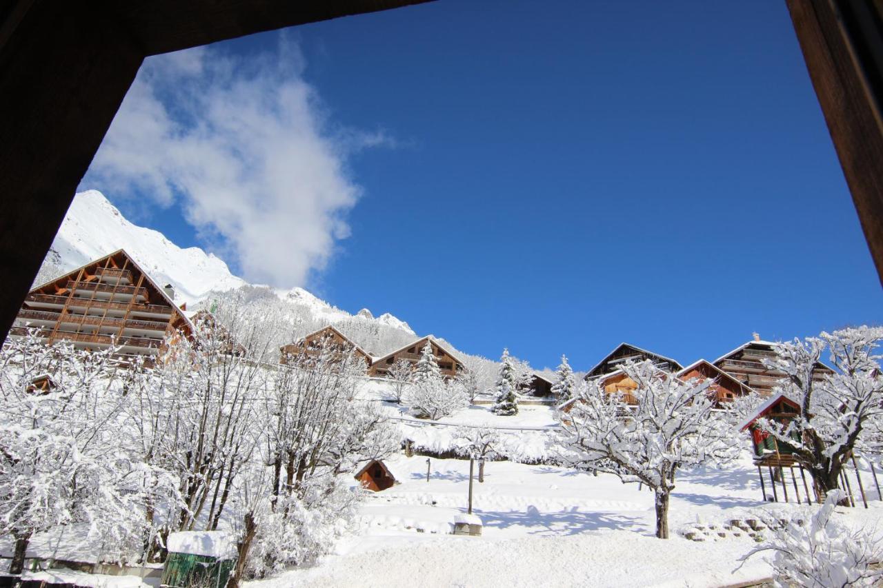 Hotel Le V De Vaujany Dış mekan fotoğraf