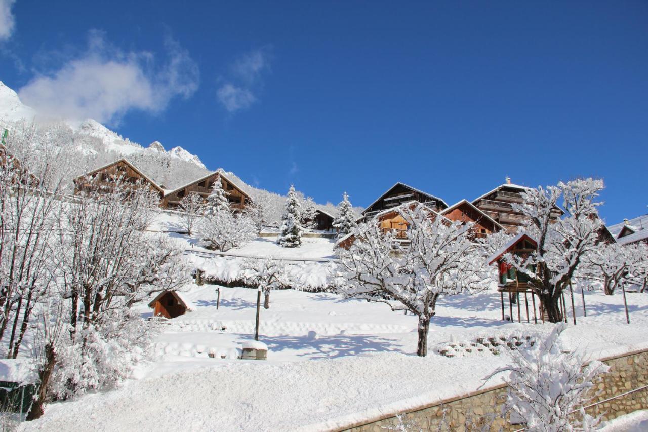 Hotel Le V De Vaujany Dış mekan fotoğraf