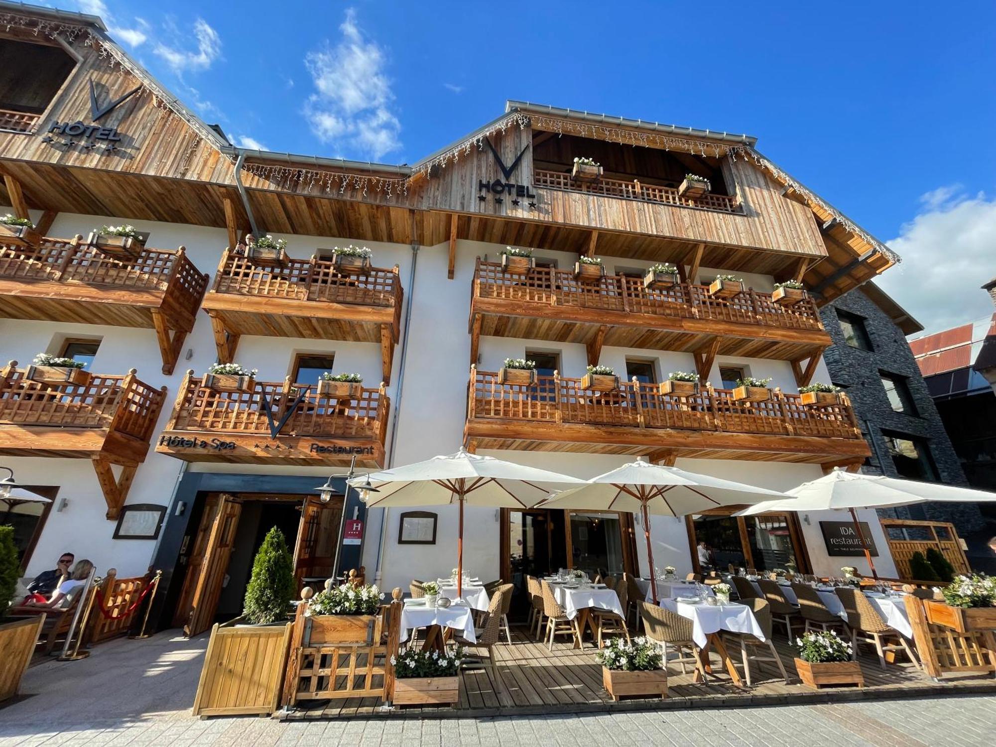 Hotel Le V De Vaujany Dış mekan fotoğraf